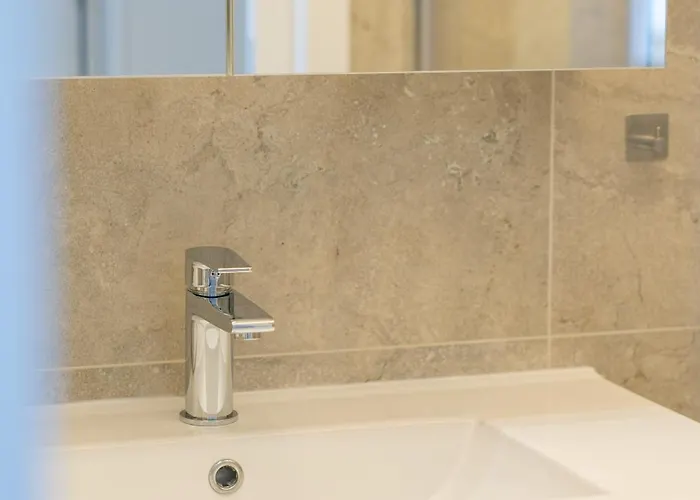 Josef's I Premium I Metro Access Apartment *